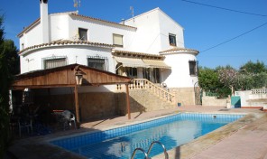 Enchinent Villa in Calpe